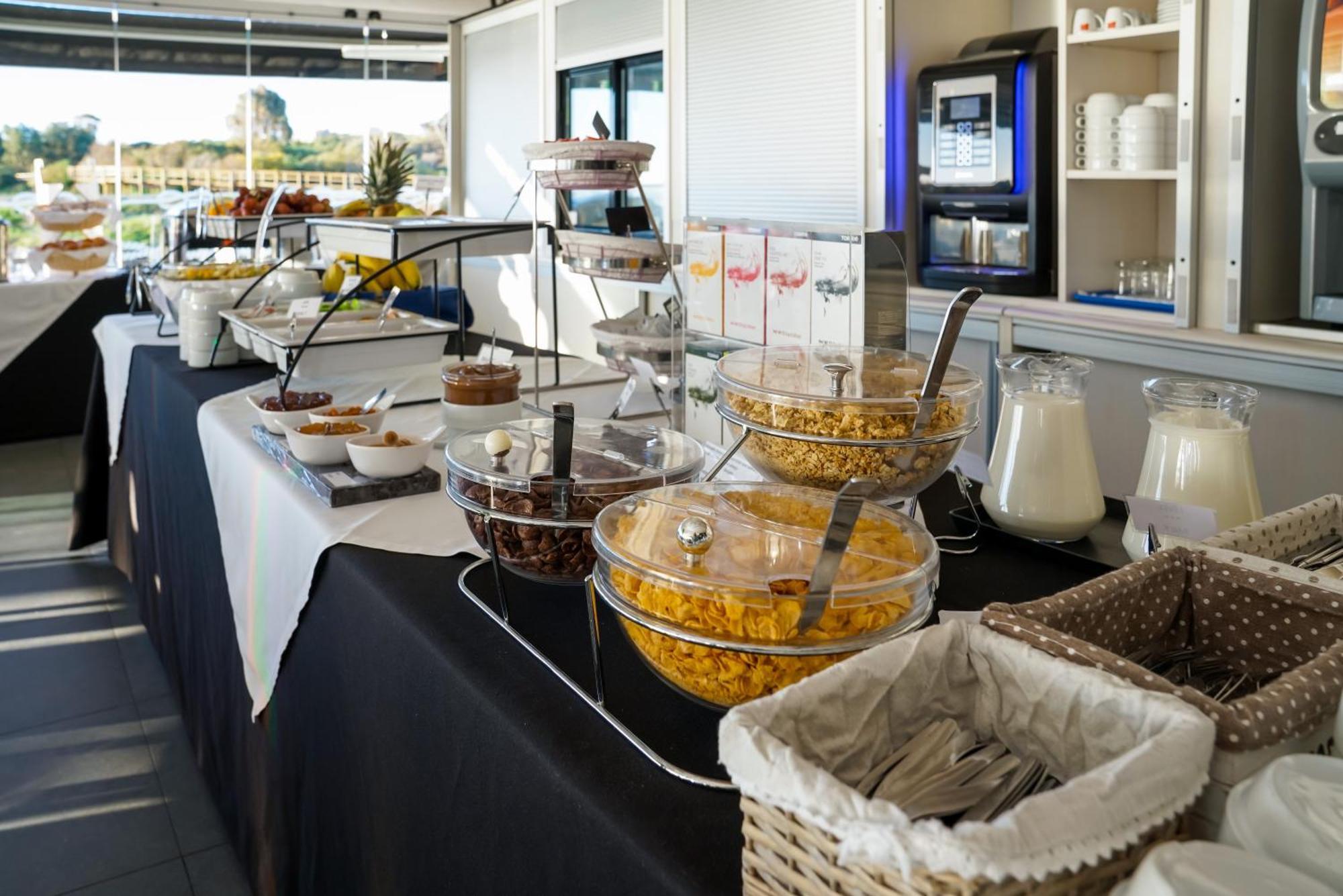 Carvi Beach Hotel Lagos Luaran gambar